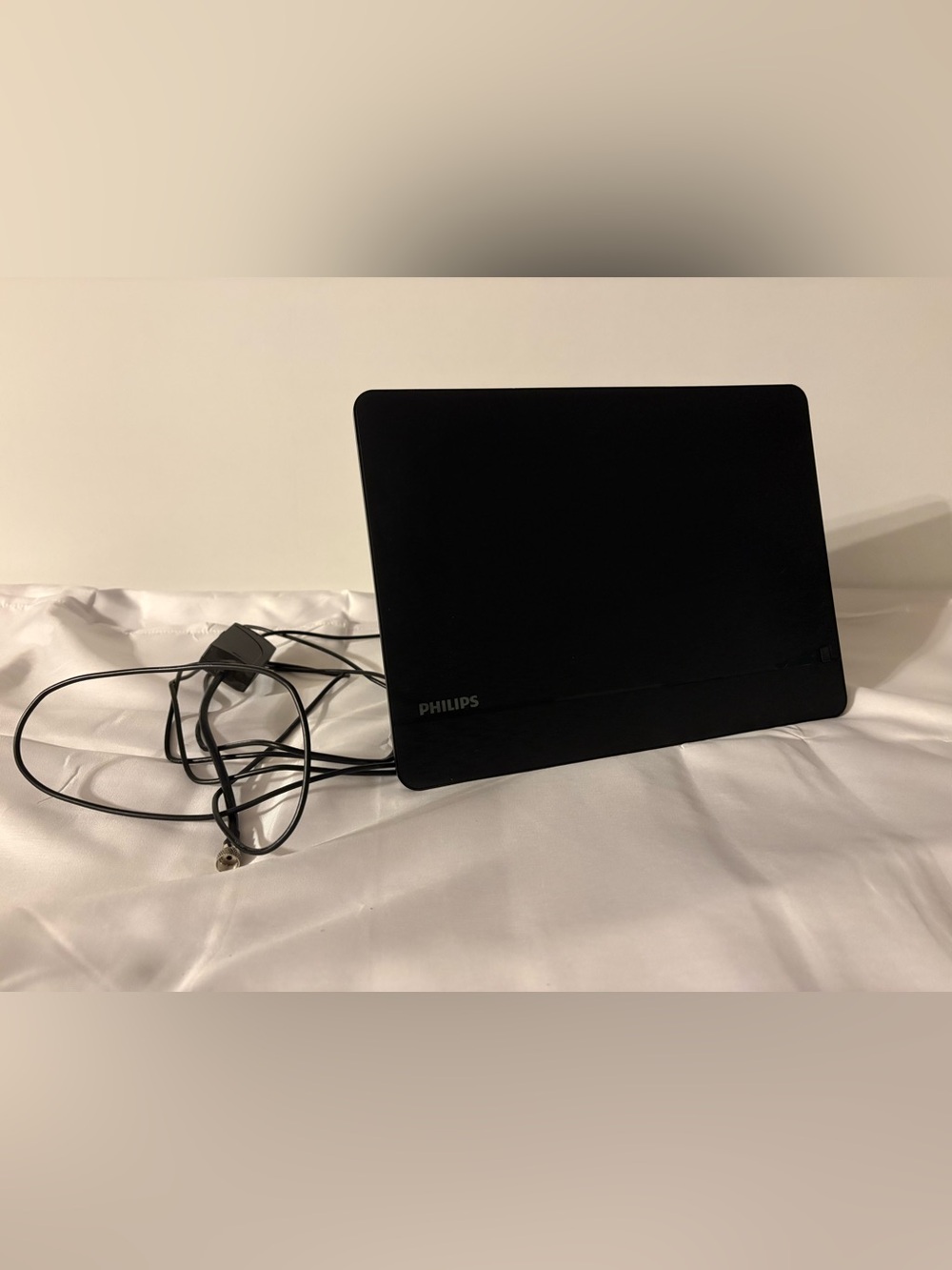 Philips Elite Amplified Indoor HDTV Antenna – Works Great